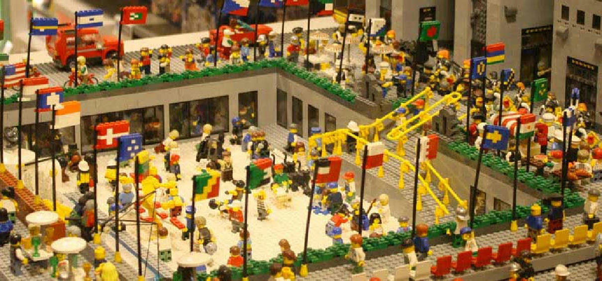 Lego Store, Rockefeller Center – Girl Gone Travel